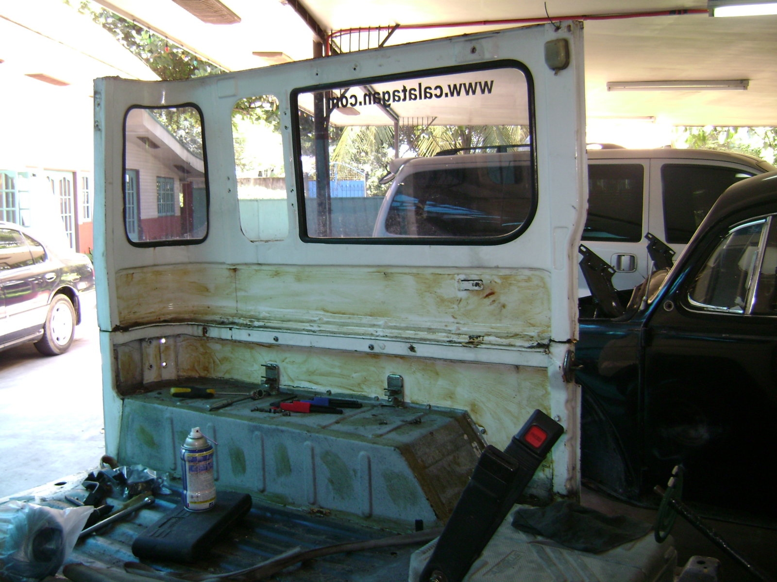 Landsy-106..jpg