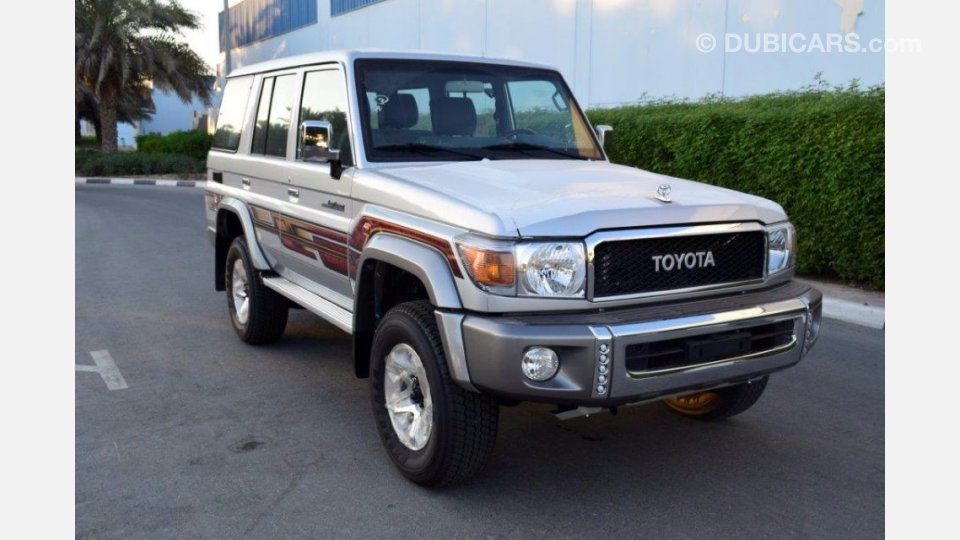 LC76 with winch bumper.jpg