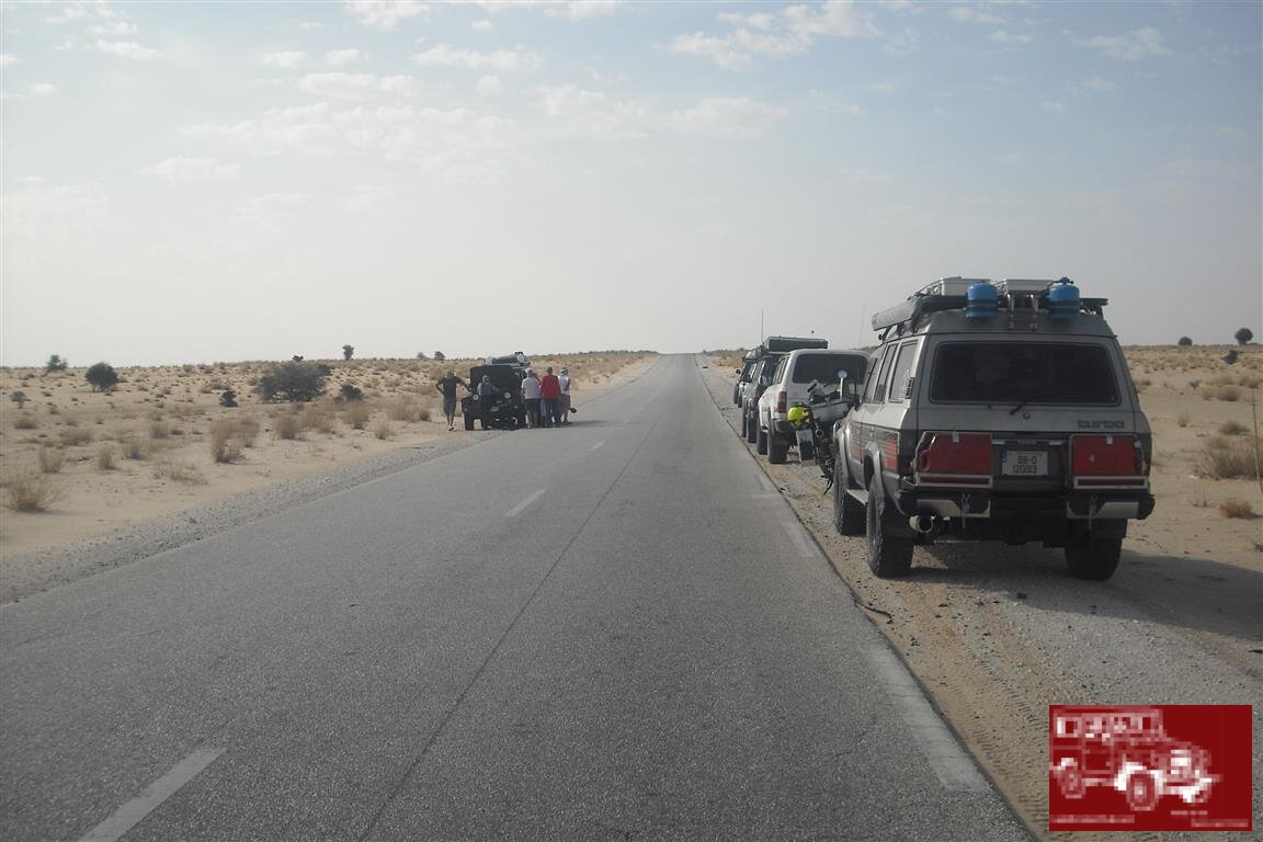 Lending an hand to a stranded Dutch Jeep