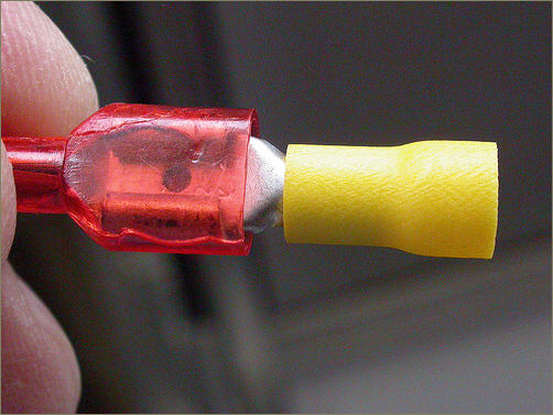 mods_thermostat_07_blade_connector.jpg