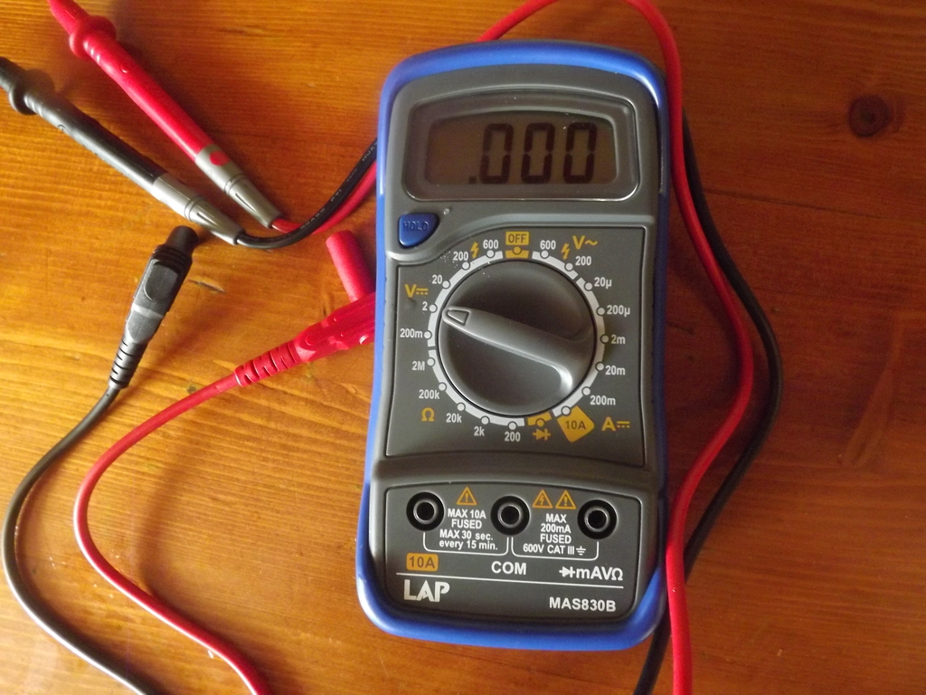 multimeter%20001_zpsnkm5rfrh.jpg