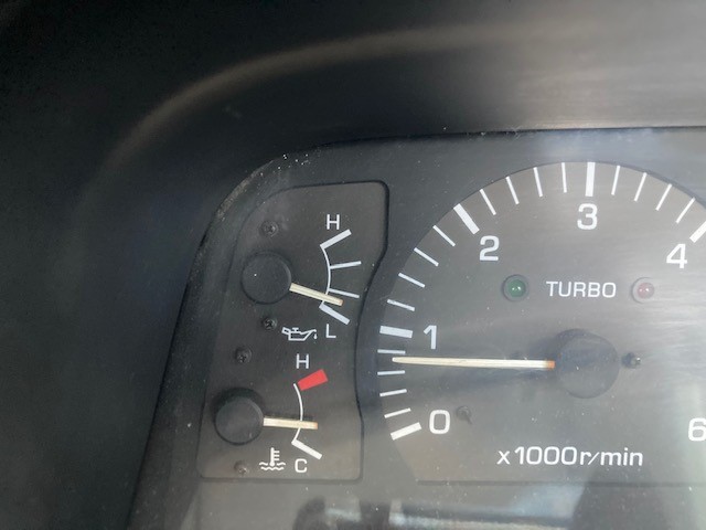 oil pressure.jpg