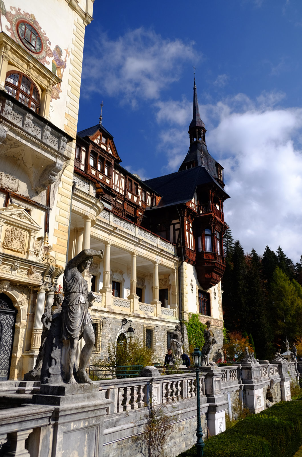 peles castle detail.jpg