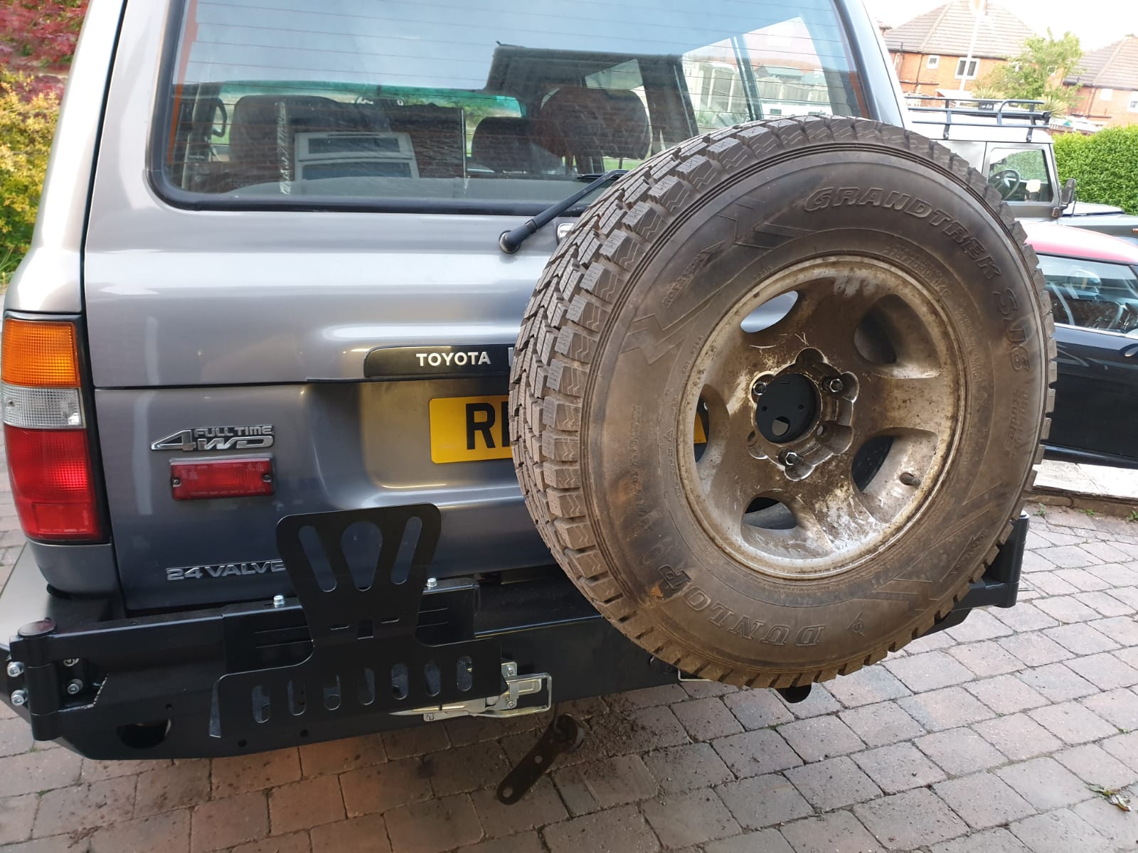 rear wheel carriers.jpeg