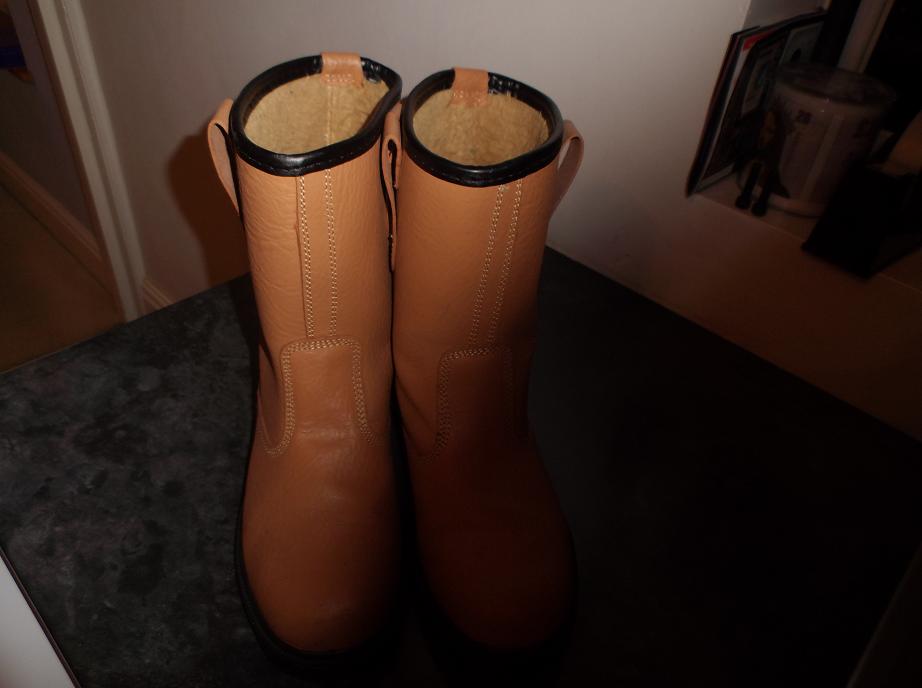 Rigger boots 001.jpg