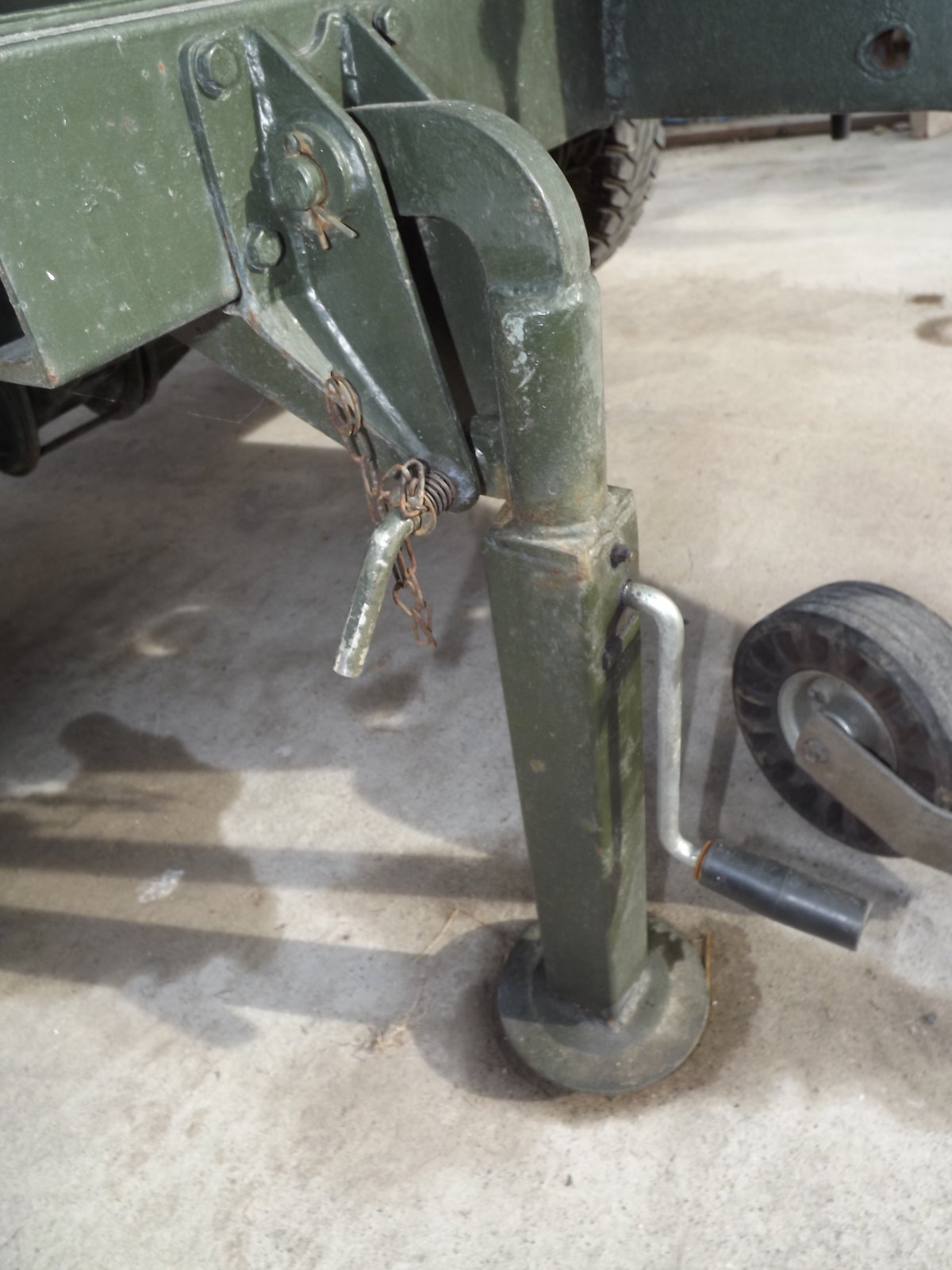 Sankey Rapier wheel cylinder repair 003.JPG