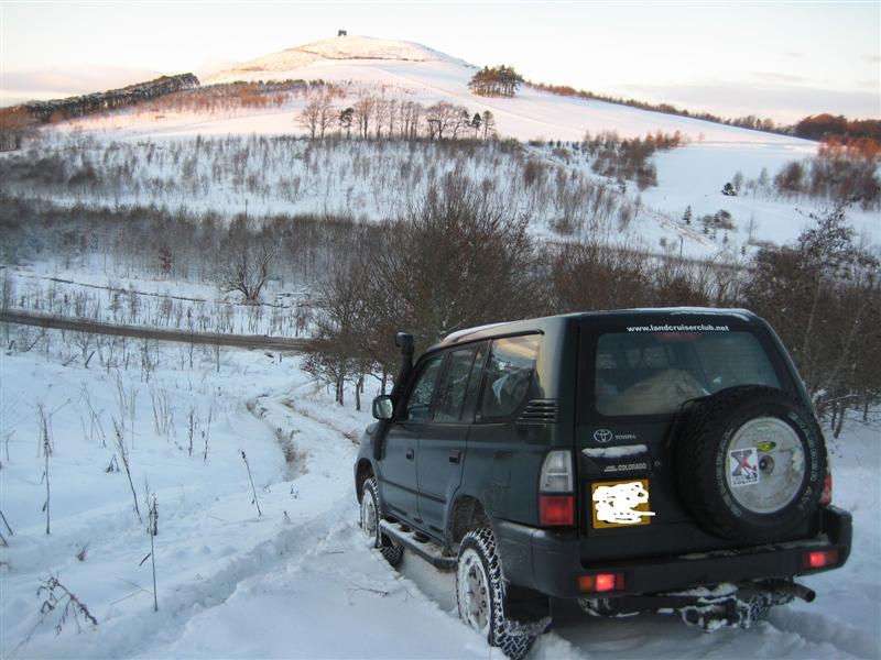 skiing_playing24dec10%20016%20(Medium).jpg