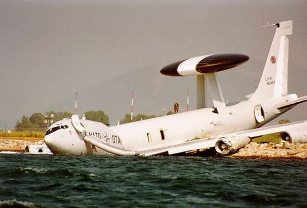Sssssshhhhhh I can hear a submarine.jpg