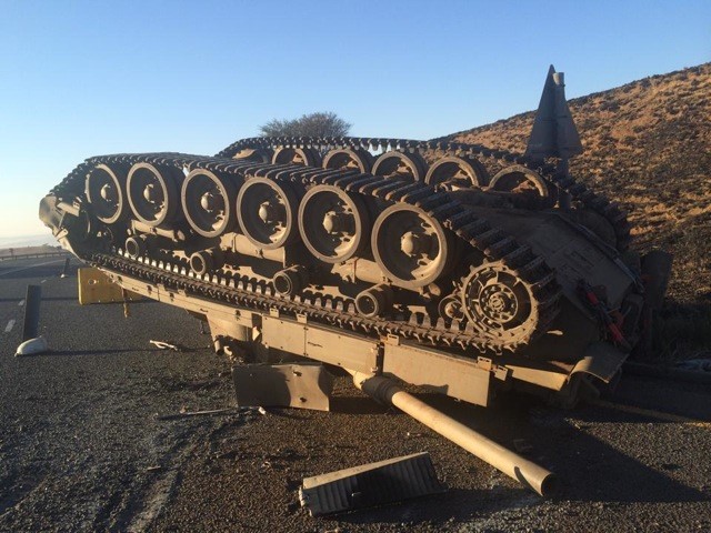 tank_1_zpsf46da4cb.jpg