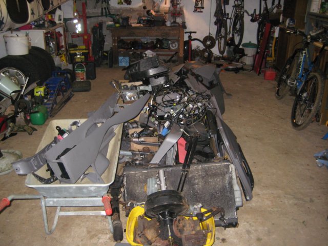 theinnardsofthesubaru.jpg