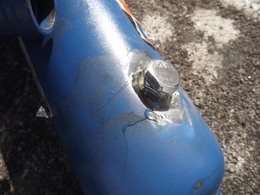 towbar2006_zpsa0f69cb8.jpg
