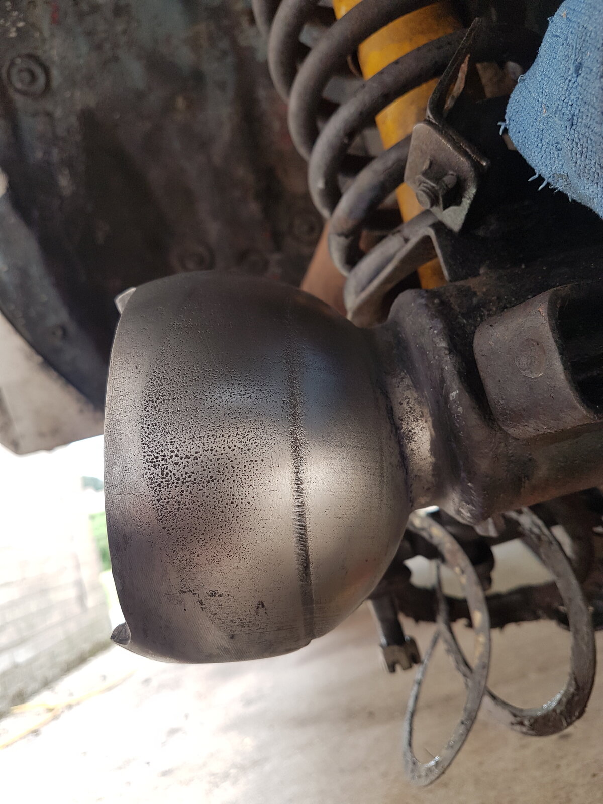 Toyota axle ball.jpg