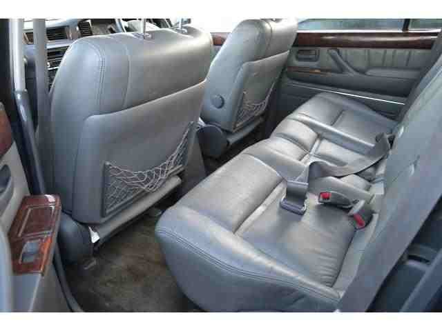 toyota-landcruiser-4x4-vx-turbo-station-wagon-5dr-85367810-640x480.jpg