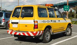 Toyota_Land_Cruiser_80_Van_001.jpg