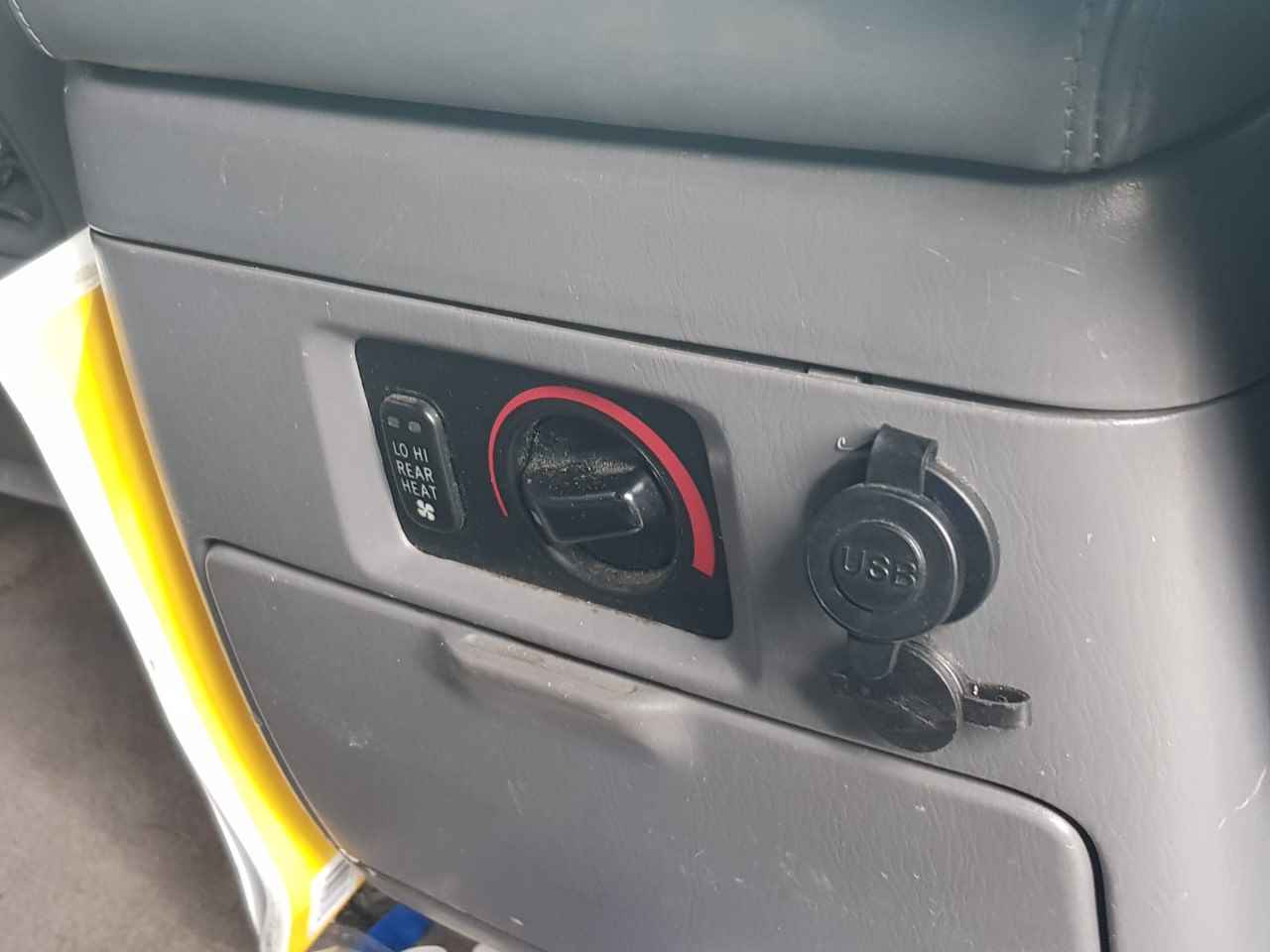 usb1.jpg