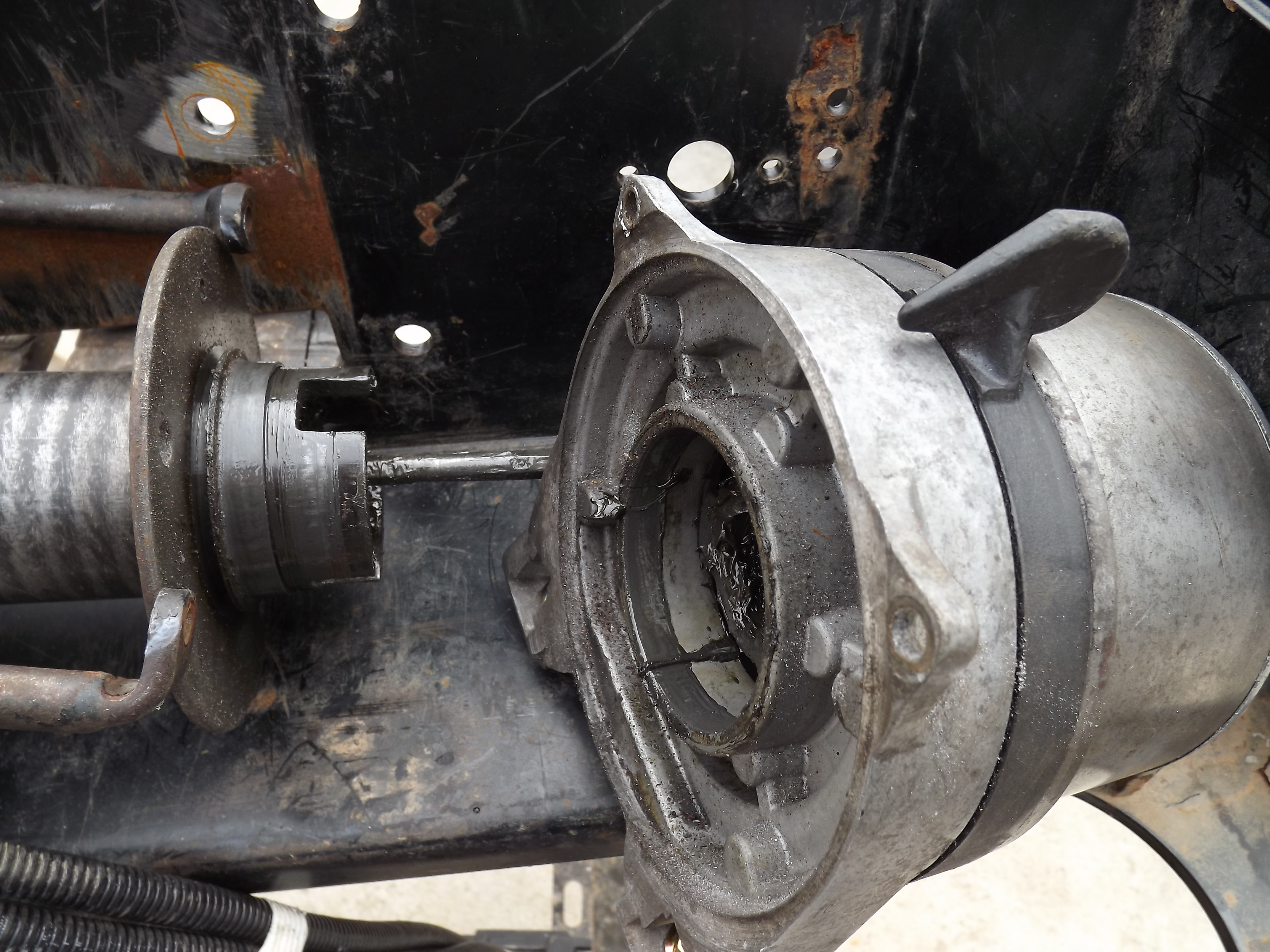 Winch clutch 001.JPG